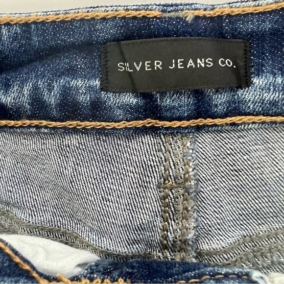 NWT SILVER Women’s Blue Jean Bermuda Shorts Sz 2 (25) Pockets Stretch Distressed - Picture 3 of 13